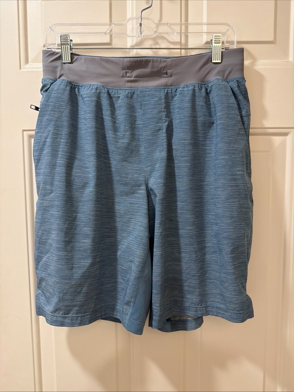 Lululemon T.H.E. The Shorts 9" Linerless Athletic Shorts Blue Men's Size Medium